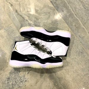 Air Jordan 11